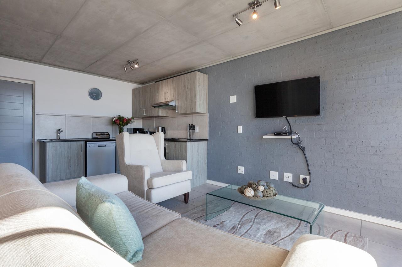 Key West 417 By Ctha * Cape Town